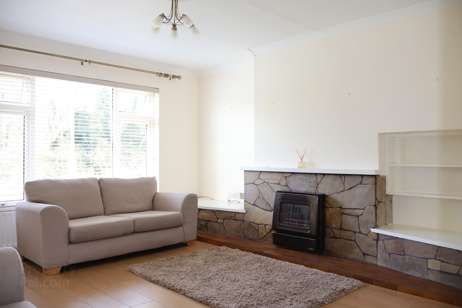property description image