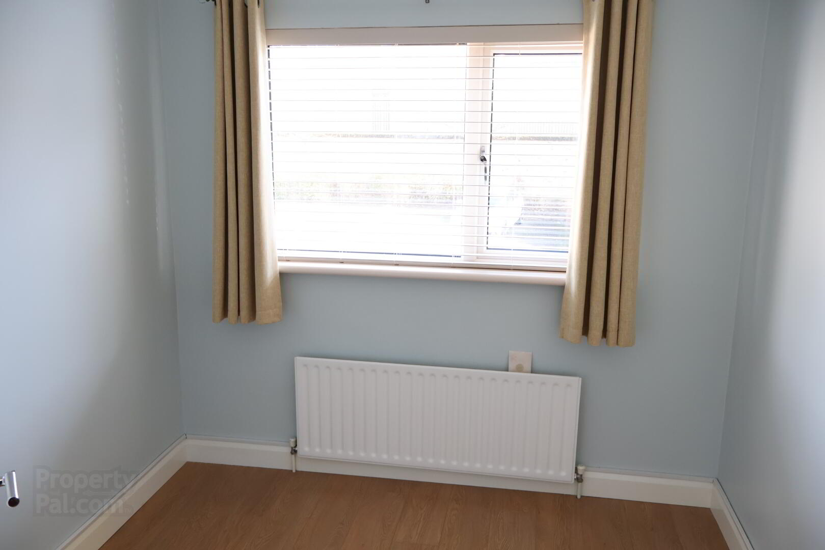 29 Alexander Road 11 of 12