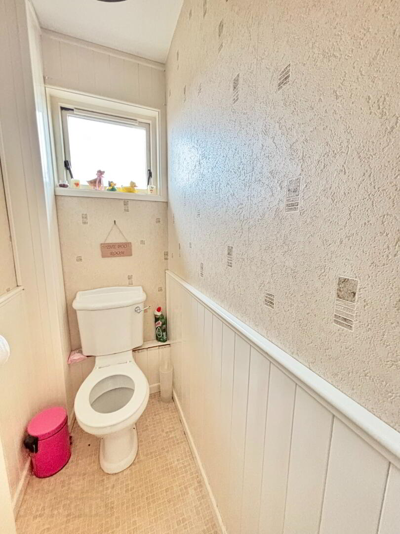 103 Dunvale 16 of 23