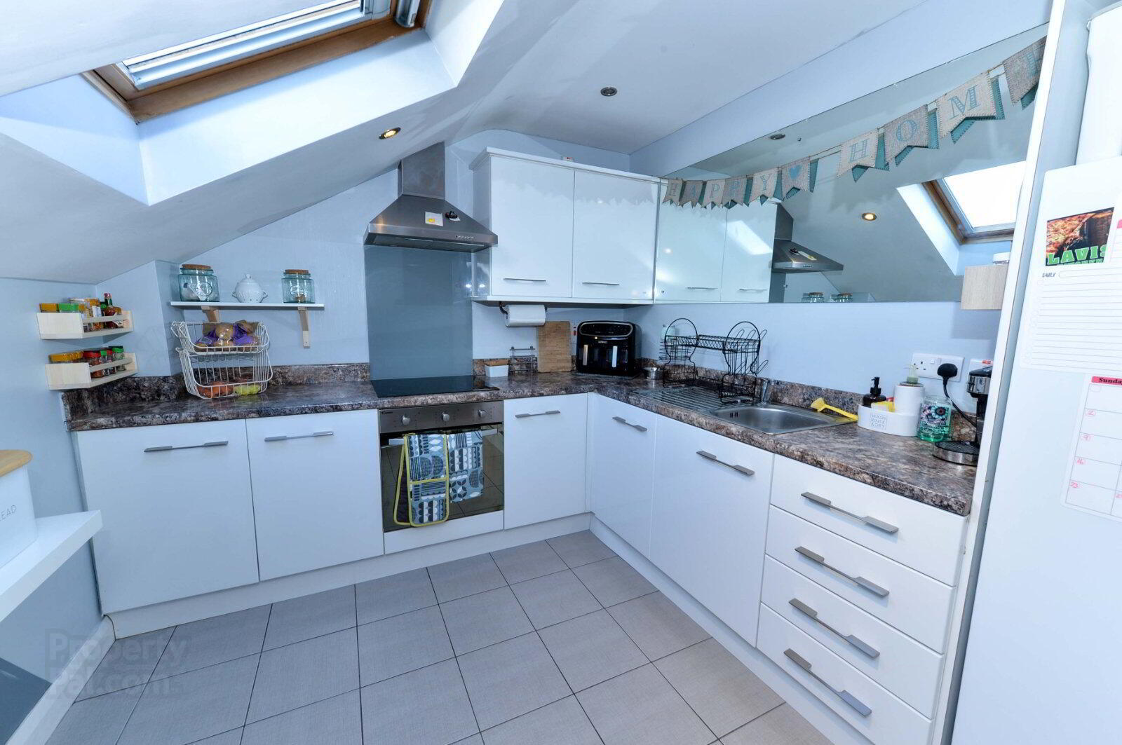 Apartment 6 35 Victoria Road 9 of 12