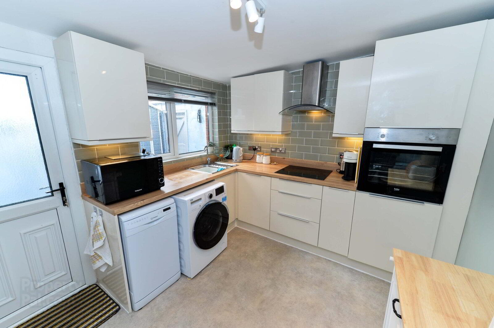 70 Dunraven Park 7 of 13