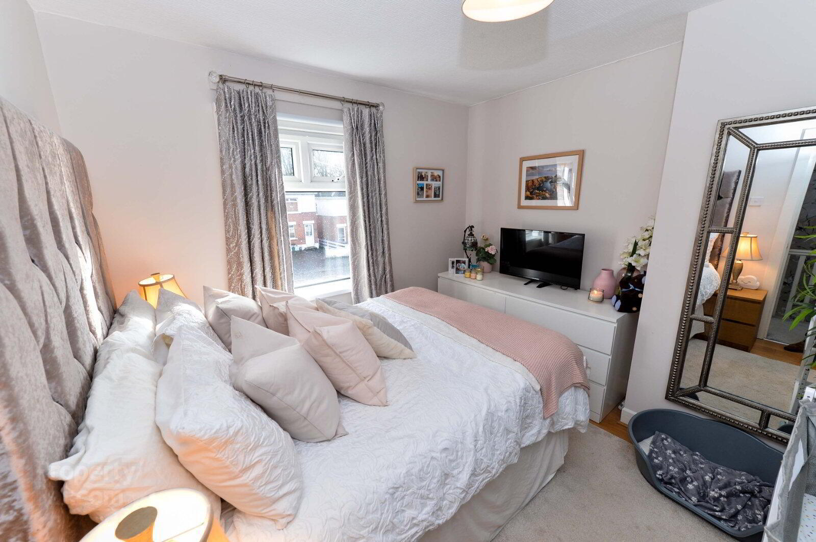 70 Dunraven Park 10 of 13