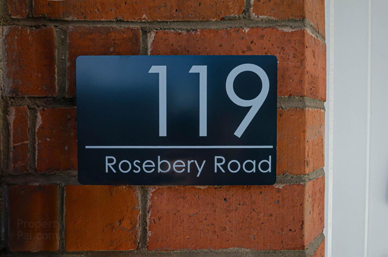 119 Rosebery Road