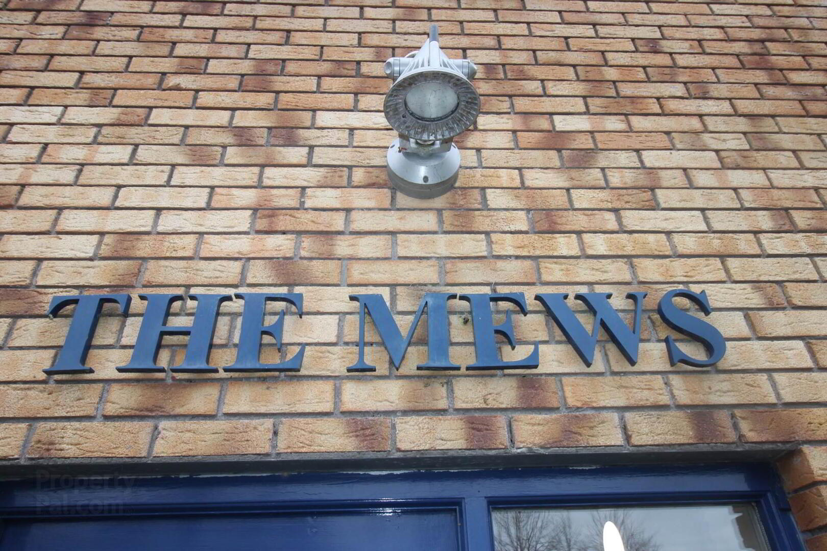 Apt 15 The Mews, Classes Lake