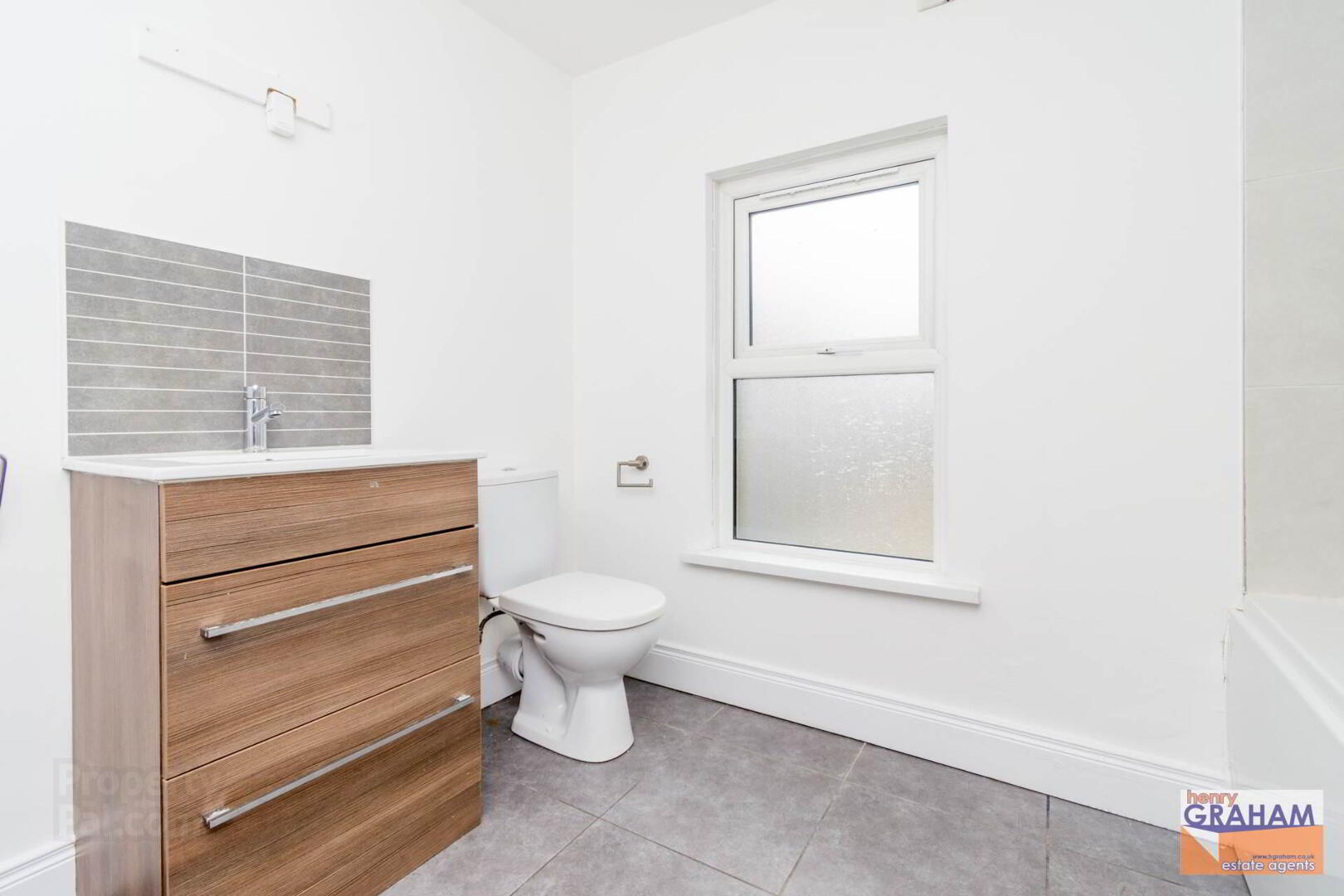 7 Iveagh Terrace 16 of 20