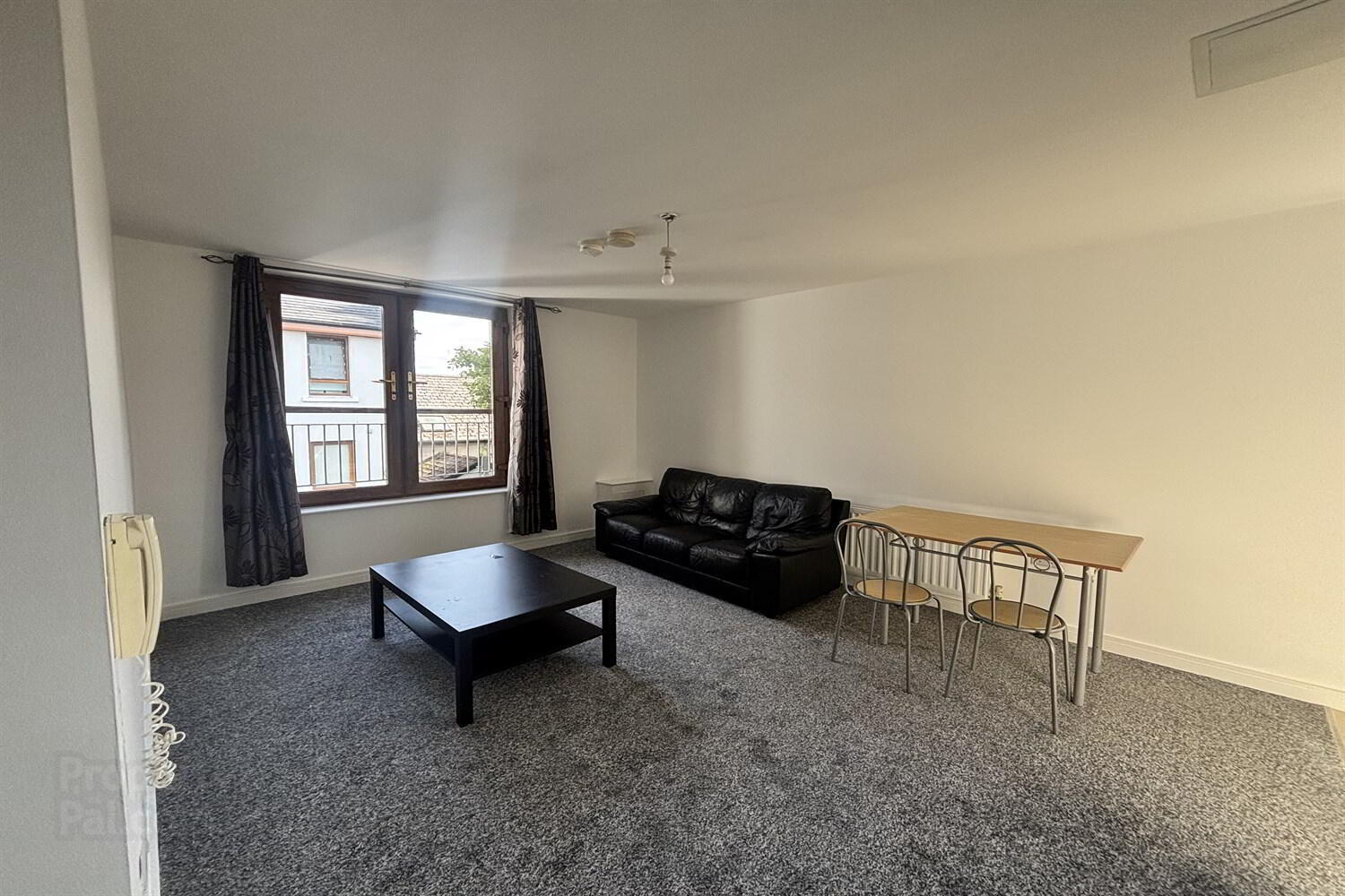 Apt 19 Parkview, 147-153 Kingsway 3 of 16