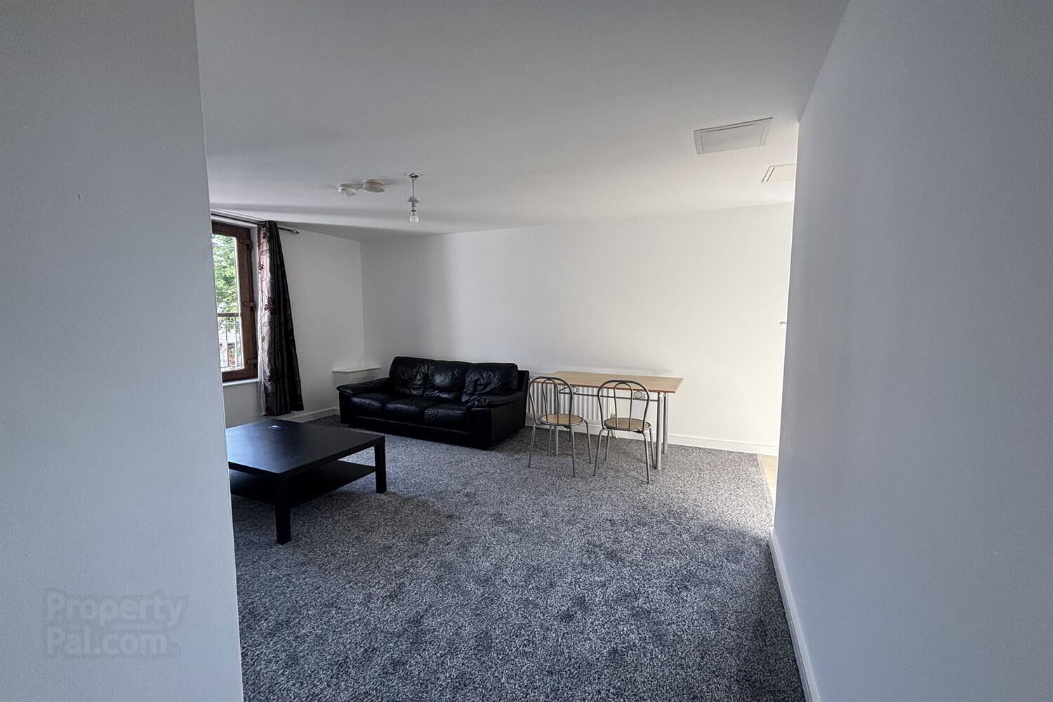 Apt 19 Parkview, 147-153 Kingsway 4 of 16
