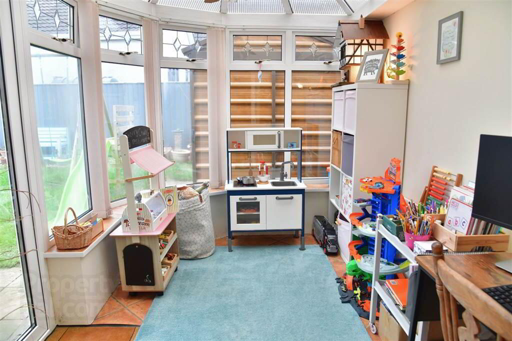 50 Glenhugh Park 19 of 38