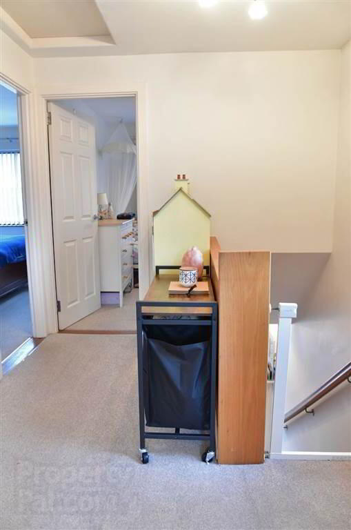 50 Glenhugh Park 21 of 38
