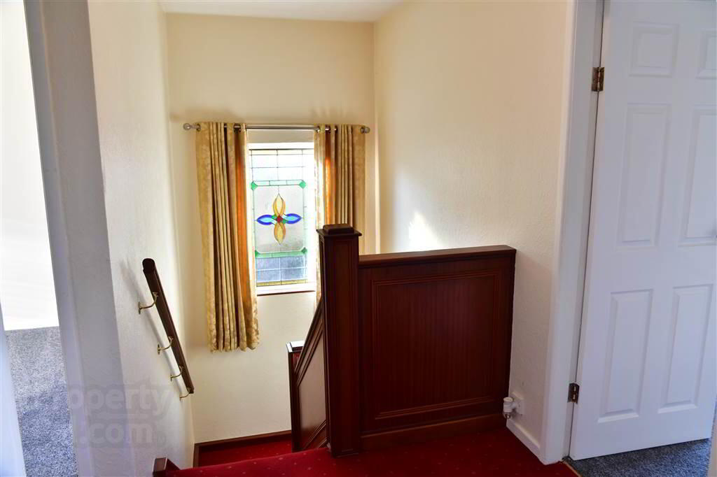 25 Grange Avenue 16 of 29