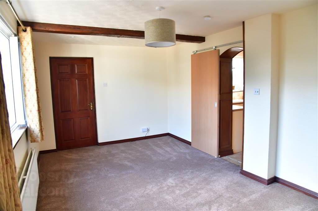 25 Grange Avenue 15 of 29