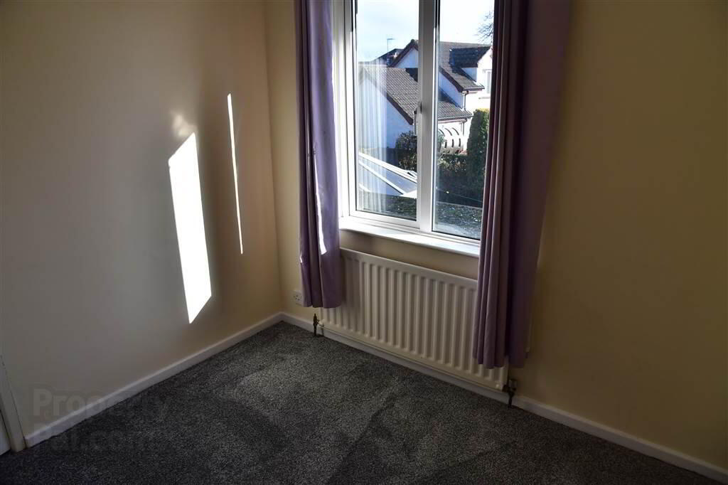 25 Grange Avenue 18 of 29