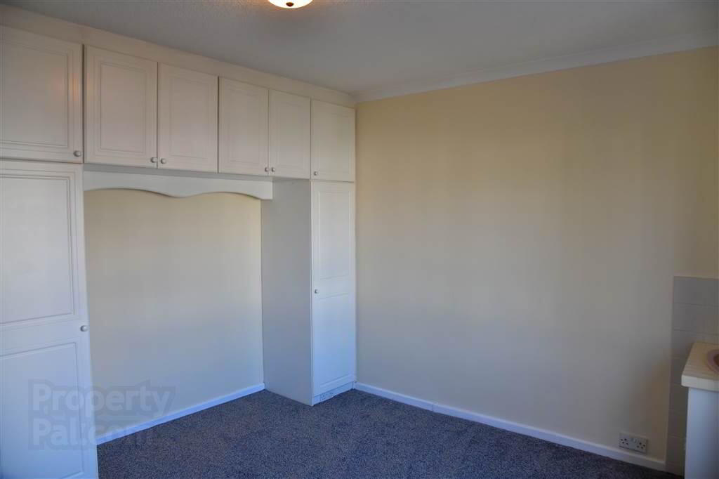 25 Grange Avenue 21 of 29