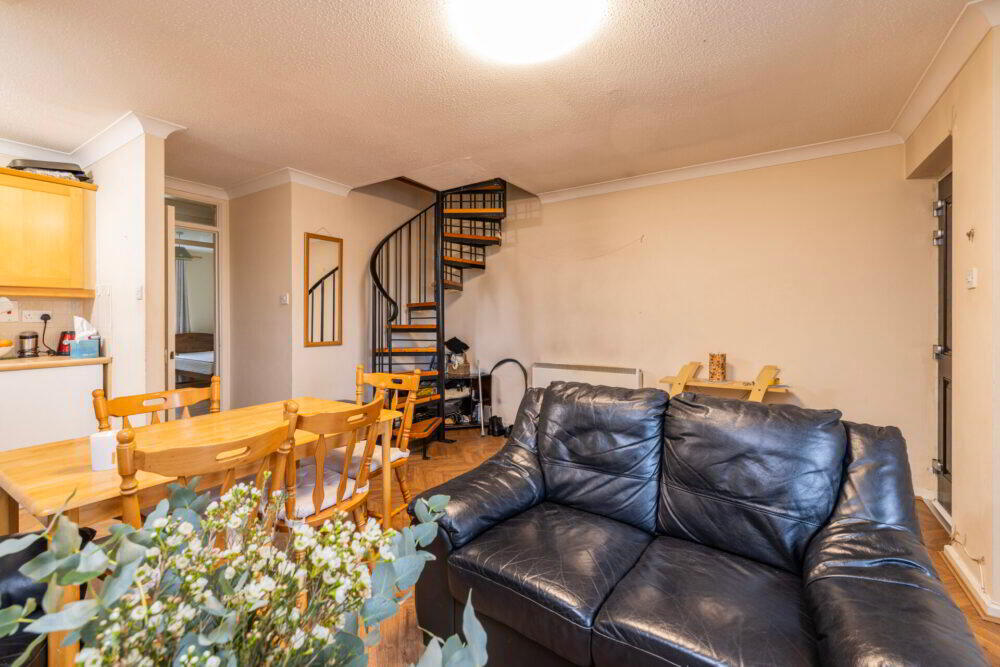 Apt 8 The Mills, Edenmore Park 12 of 19