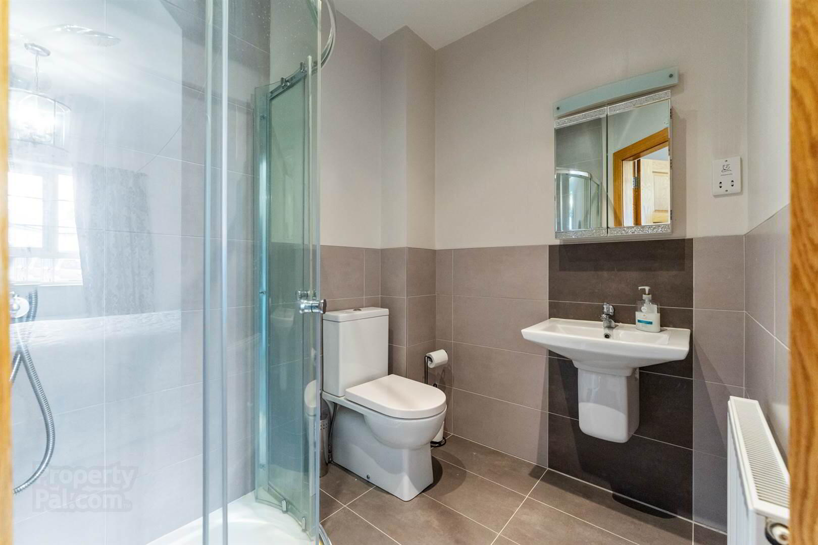 Apt 4, Ardnavalley Avenue 11 of 15