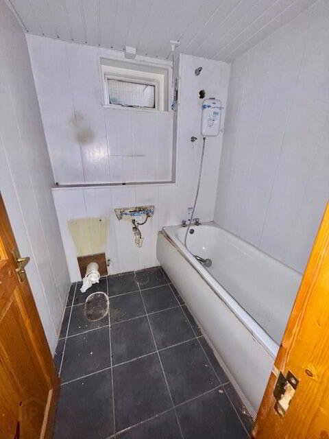 187 Glenowen Park 4 of 4
