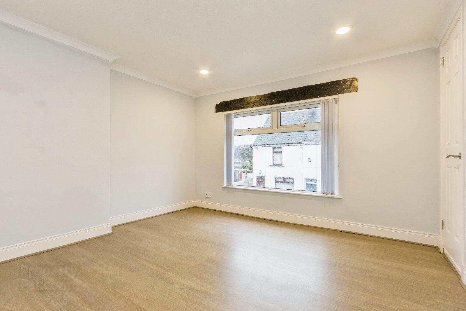 2 Croft Street 8 of 12