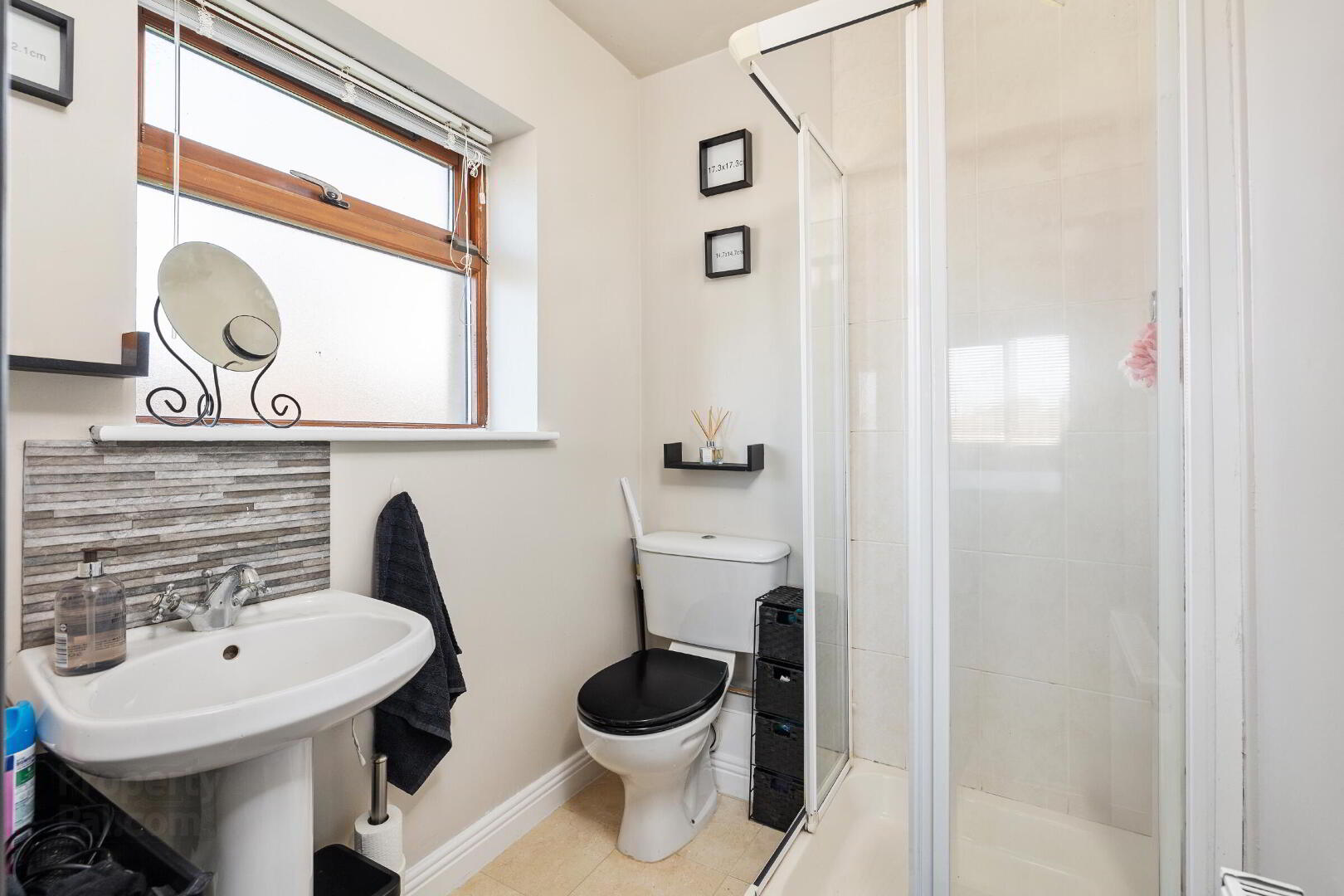 Apartment 7 The Court Newtown Manor 14 of 21
