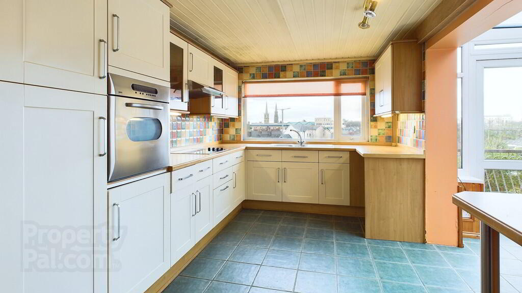 21 Manse Road 7 of 23