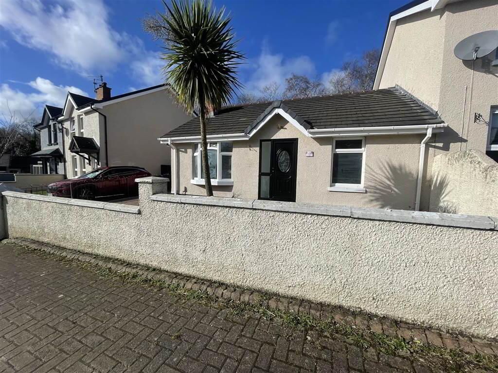 19 Ardcaoin Drive