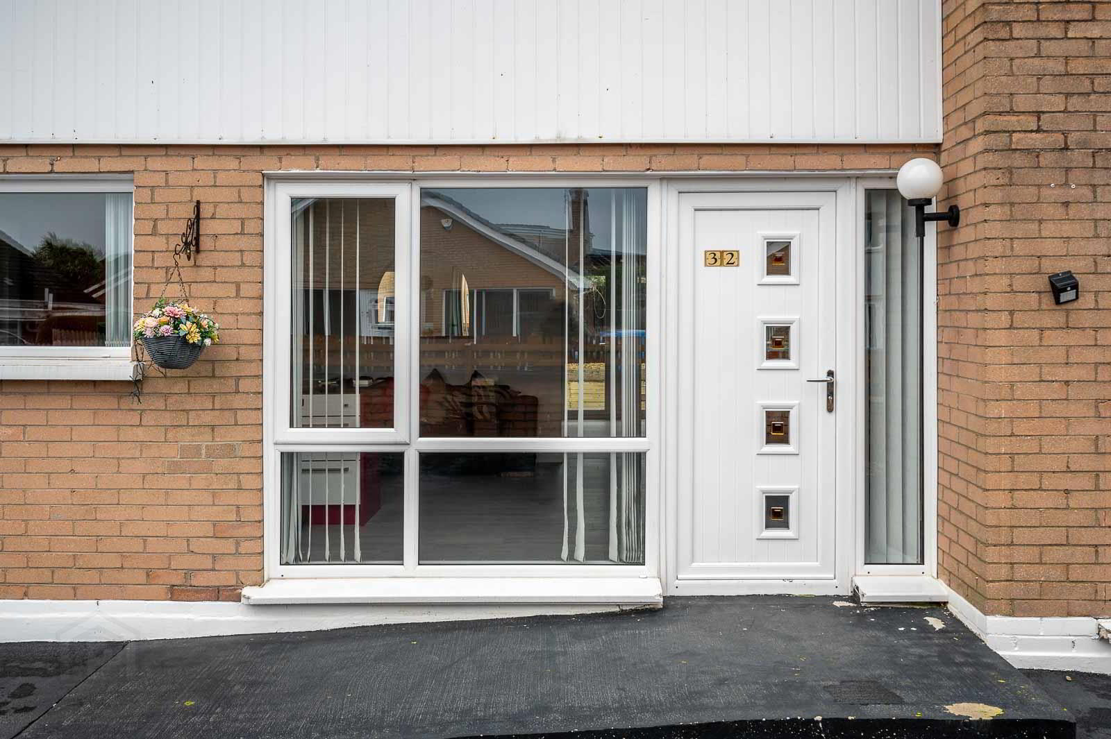 32 Navar Drive 2 of 21