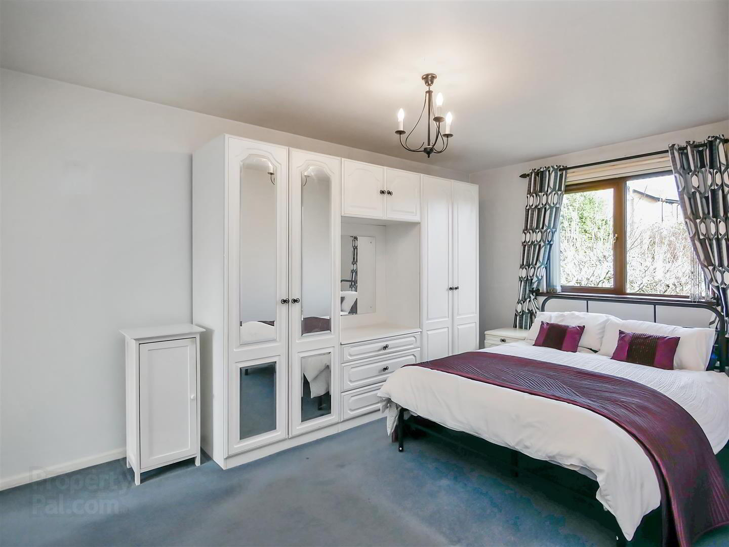 46 Royal Lodge Avenue 10 of 22