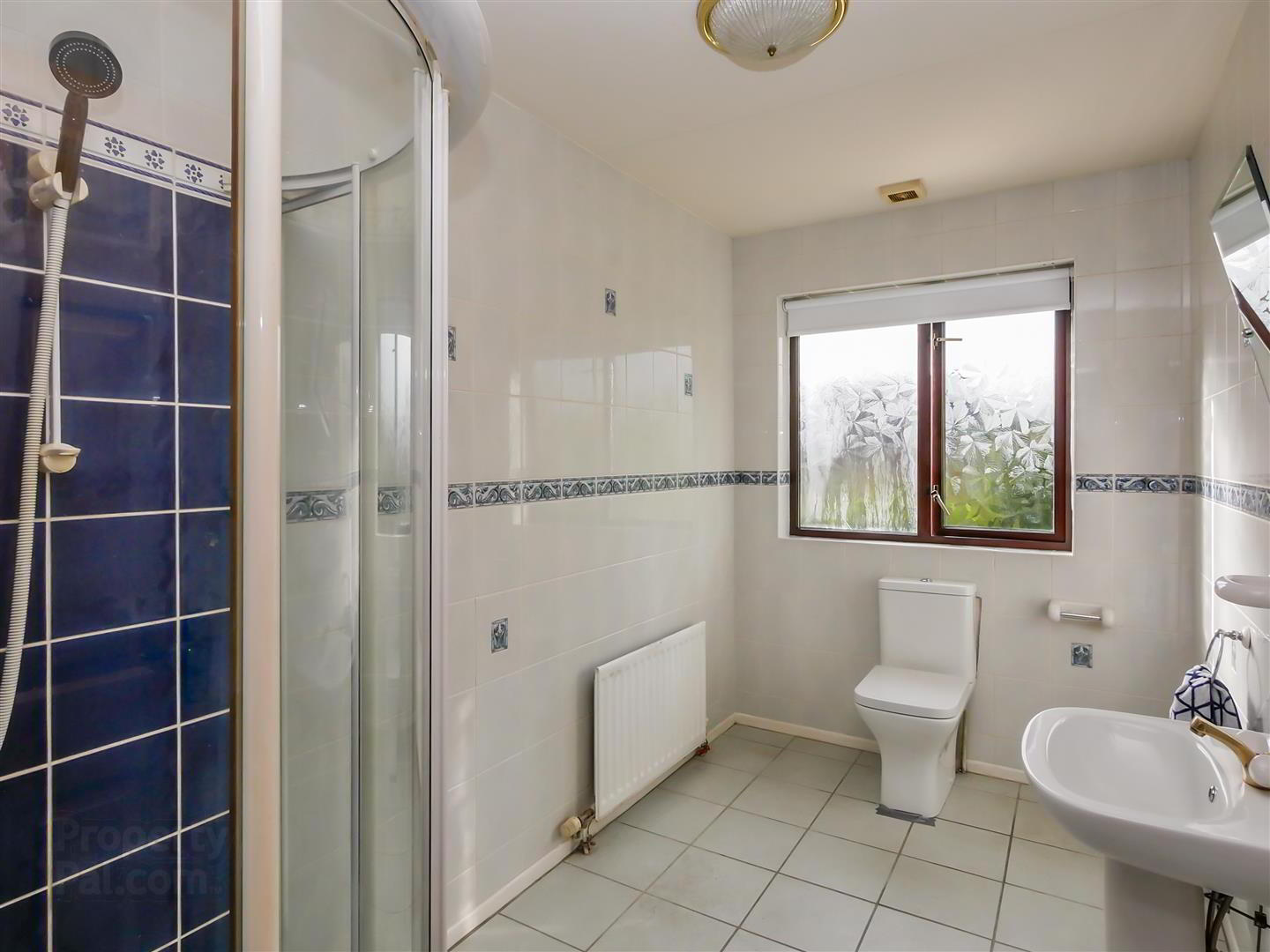 46 Royal Lodge Avenue 12 of 22