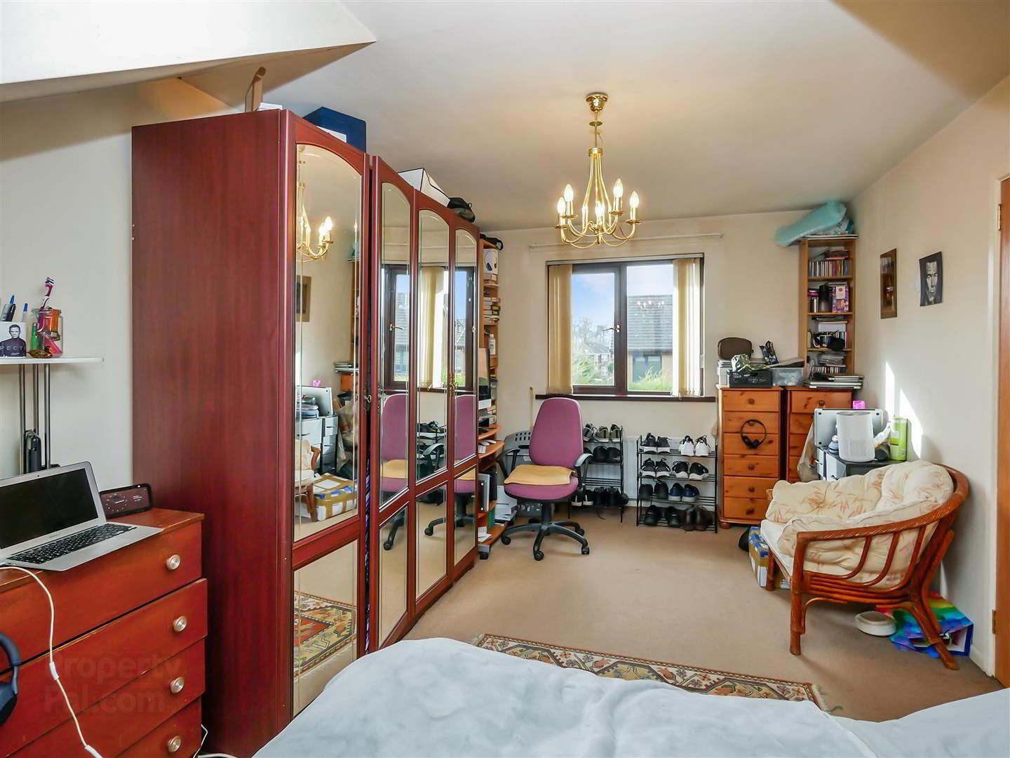 46 Royal Lodge Avenue 14 of 22