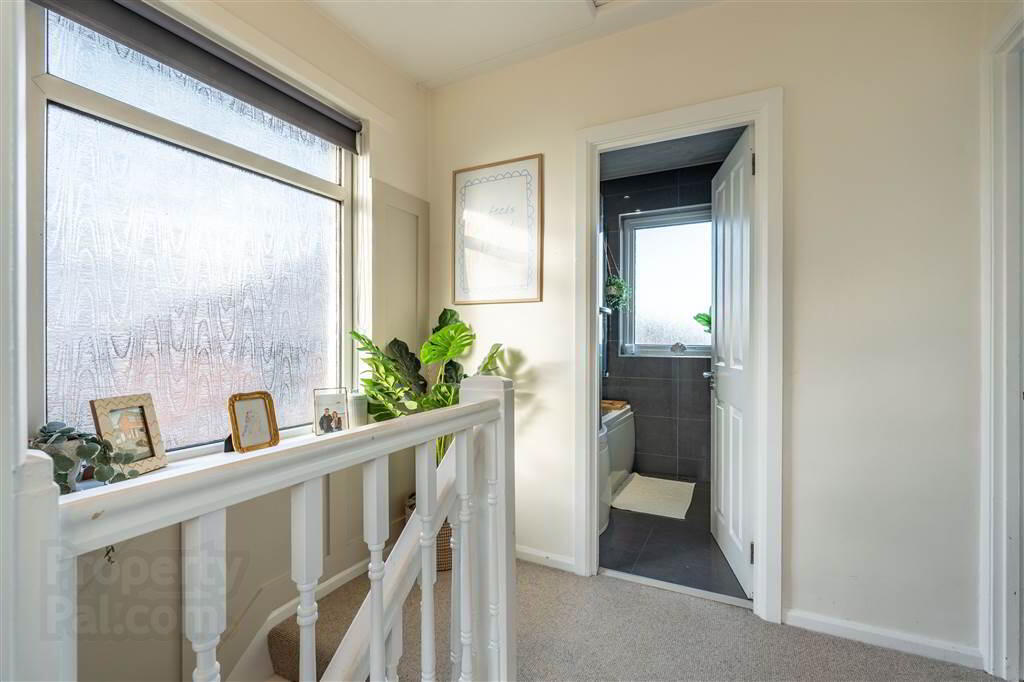 18 Ballygowan Road 24 of 47