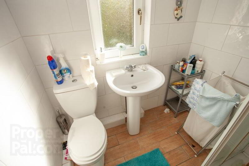 7 Hesketh Road 6 of 10
