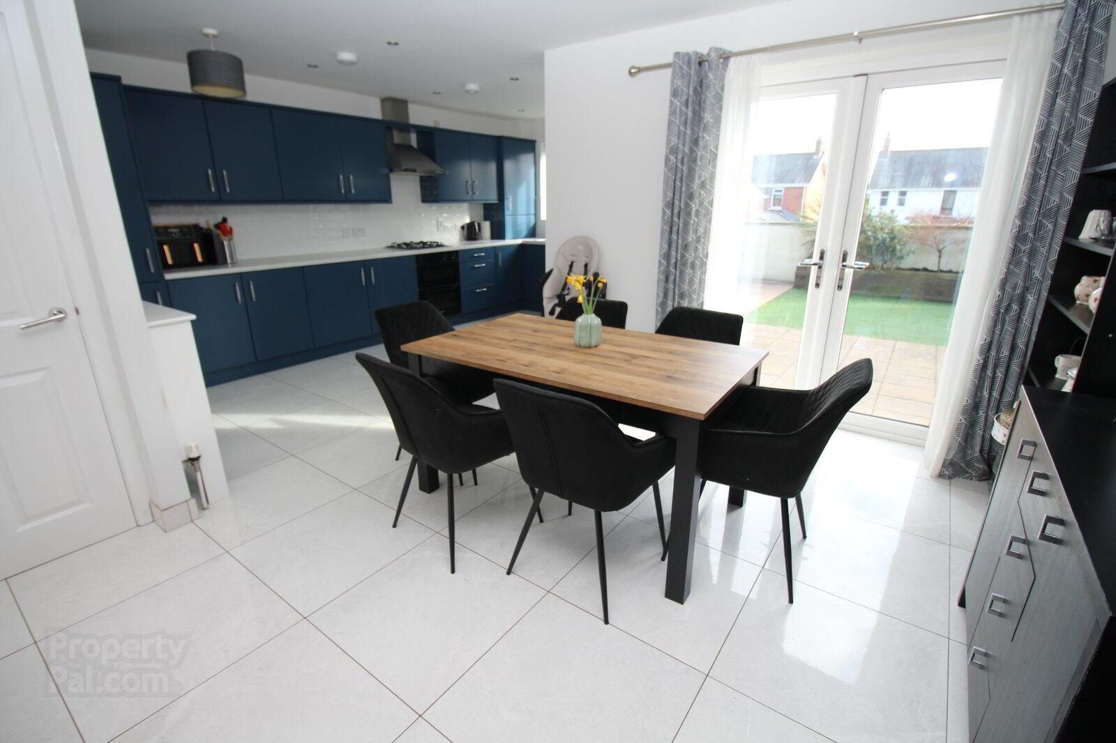 9 Windmill Court 6 of 16