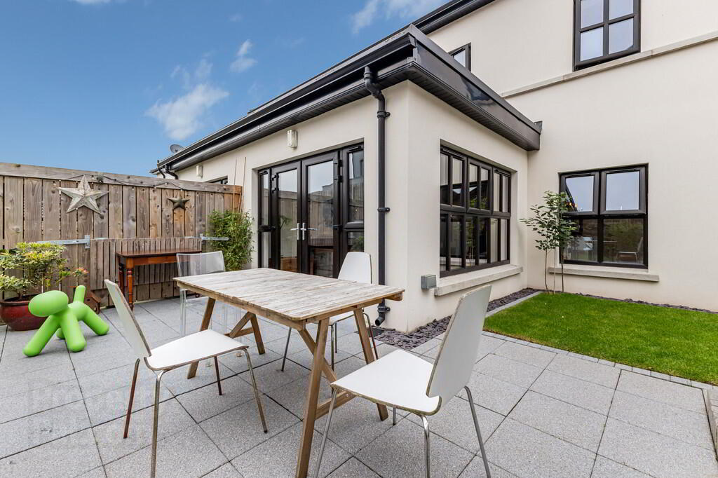 2 Pantridge Lane 37 of 44