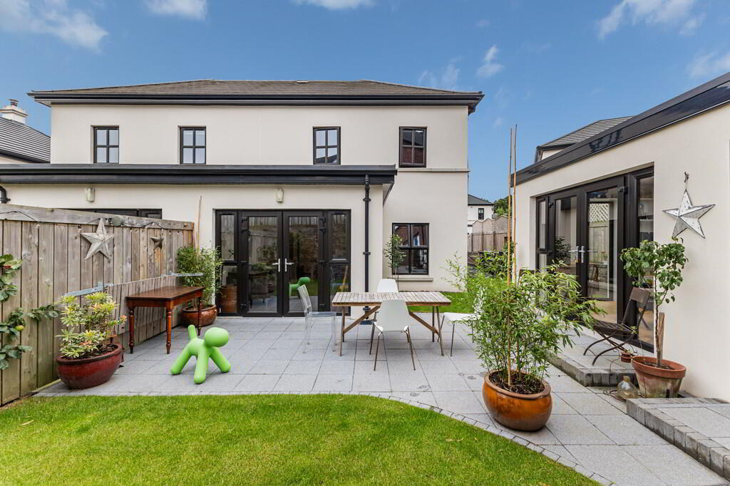 2 Pantridge Lane 35 of 44