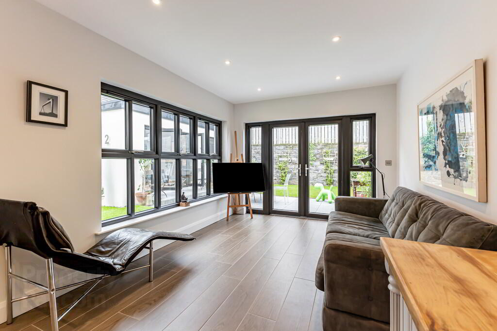 2 Pantridge Lane 18 of 44
