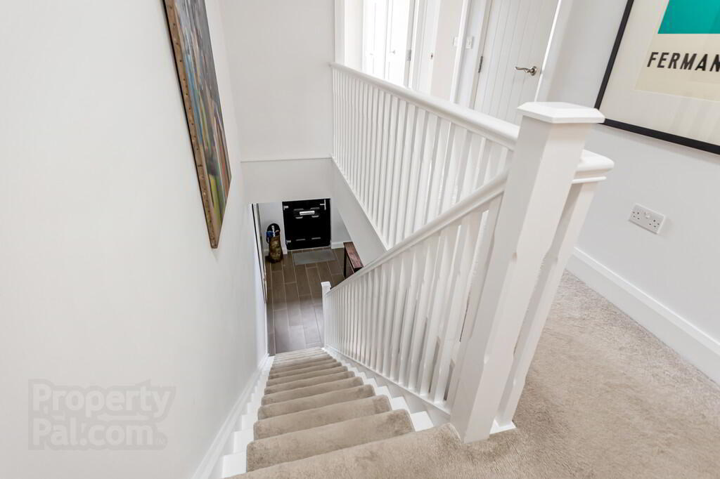2 Pantridge Lane 22 of 44