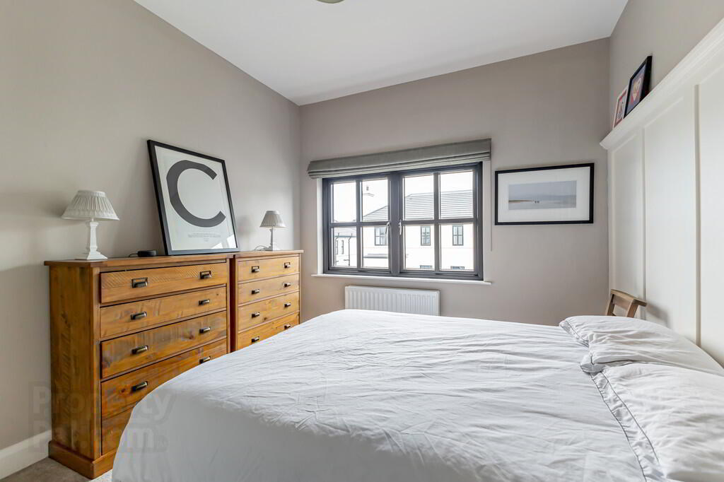 2 Pantridge Lane 27 of 44