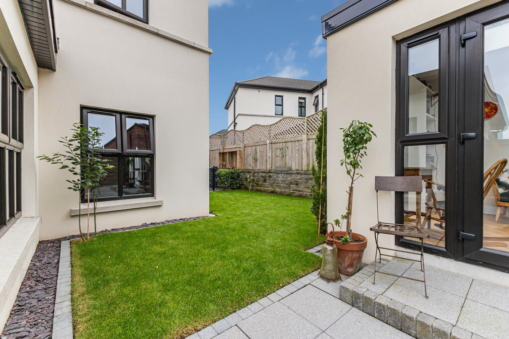 2 Pantridge Lane 41 of 44