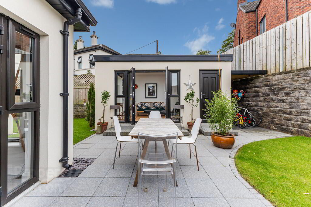 2 Pantridge Lane 42 of 44