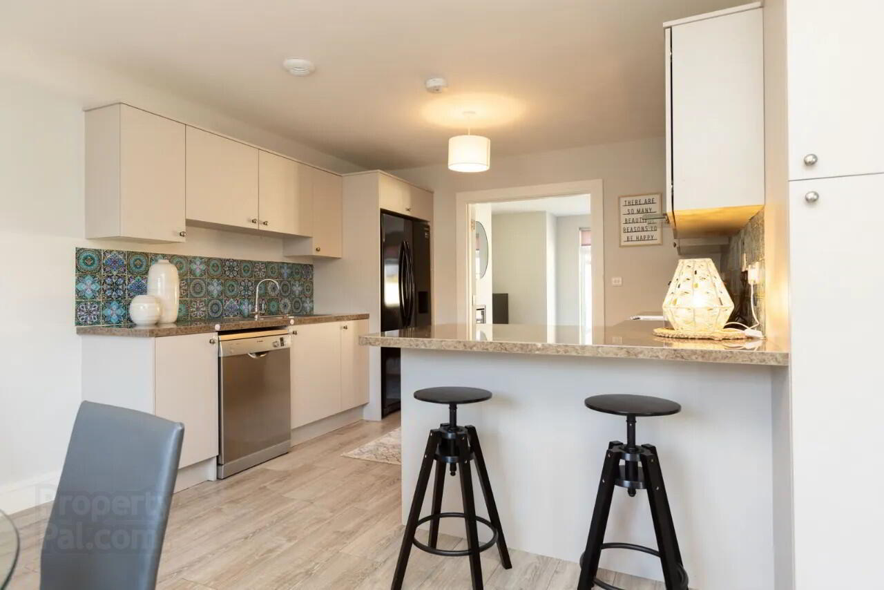 127 Ardmore Hills 16 of 37