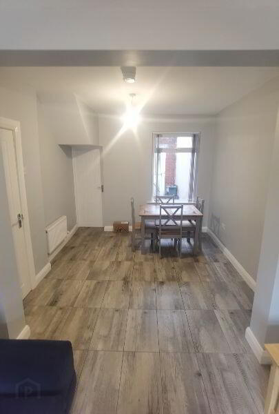 7 Tavanagh Street 4 of 11