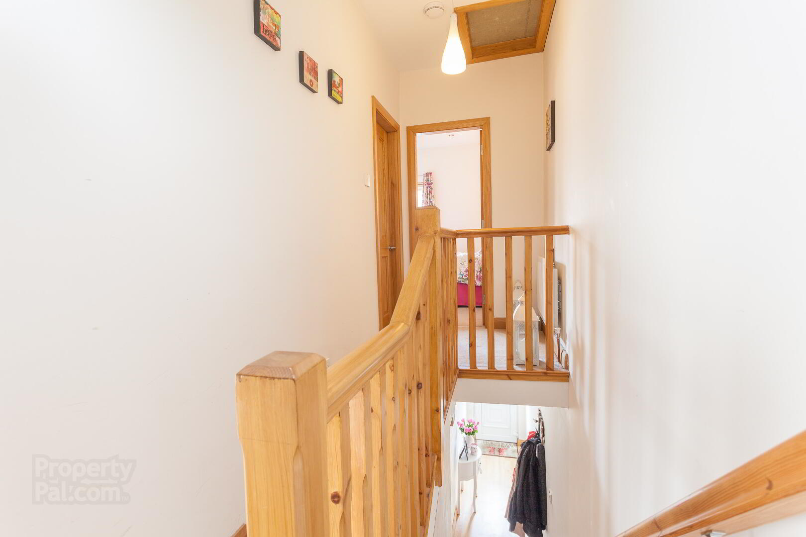 38 Meadowbank Place 7 of 12
