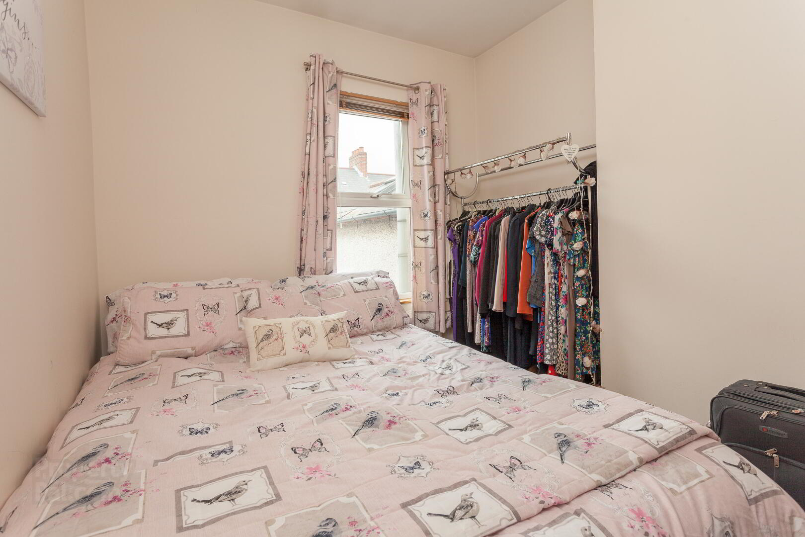 38 Meadowbank Place 9 of 12