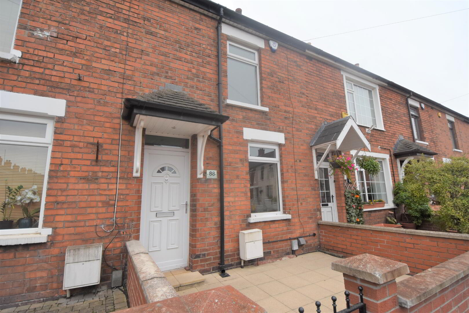 property description image