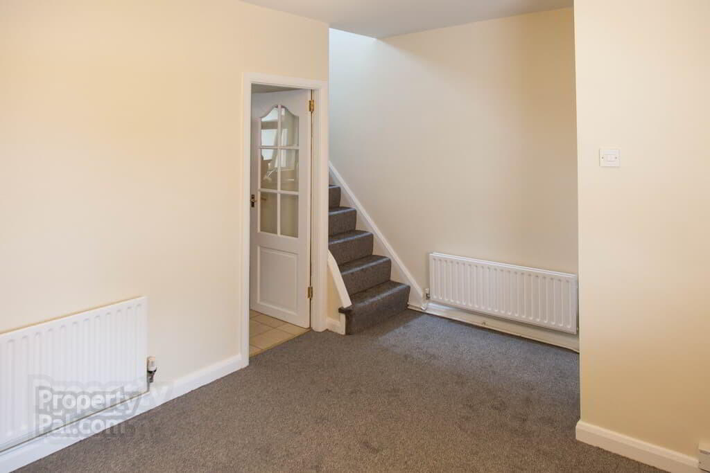 23 Richview Street 2 of 13