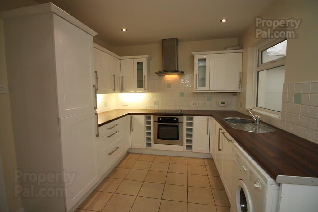 23 Richview Street 4 of 13