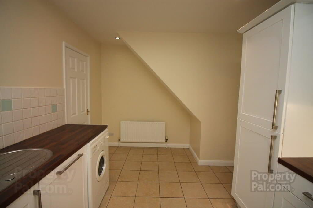 23 Richview Street 5 of 13