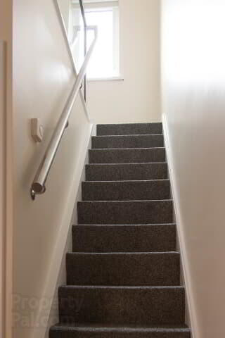 23 Richview Street 7 of 13