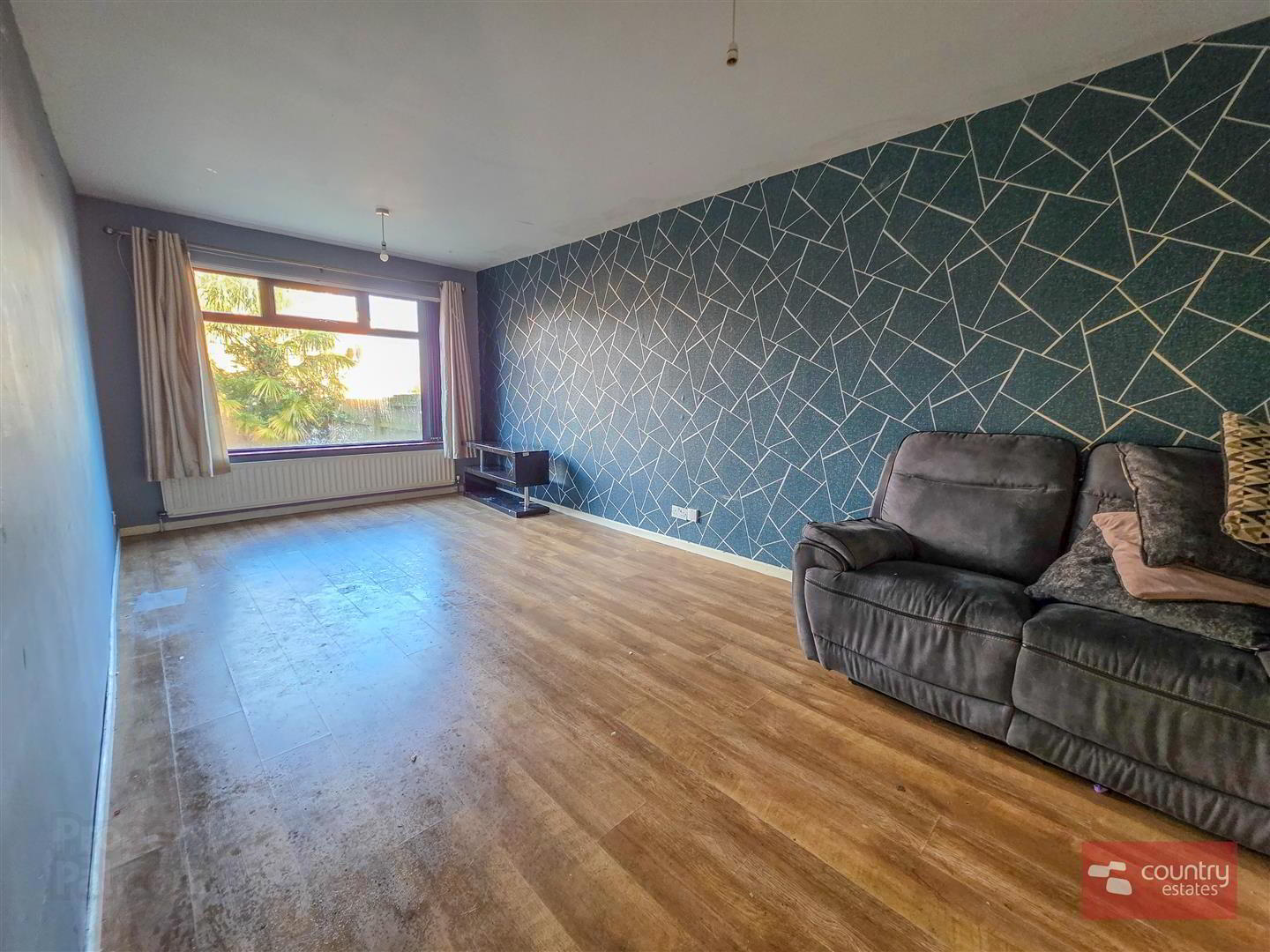 115 Whitewell Road 8 of 20