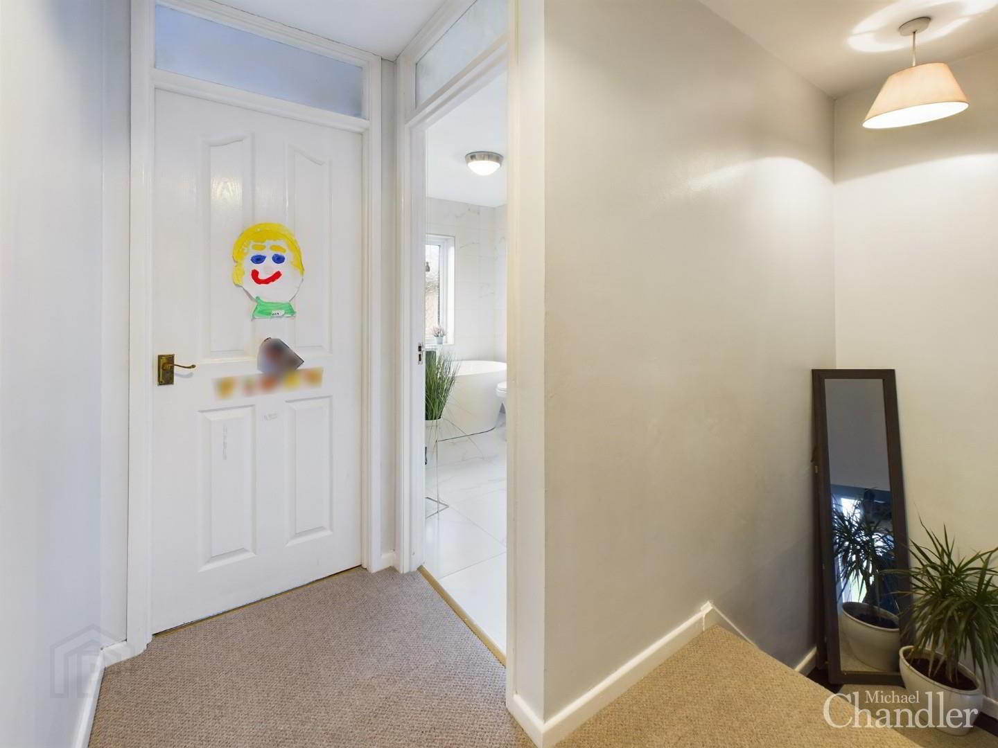 6 Finsbury Drive 8 of 18