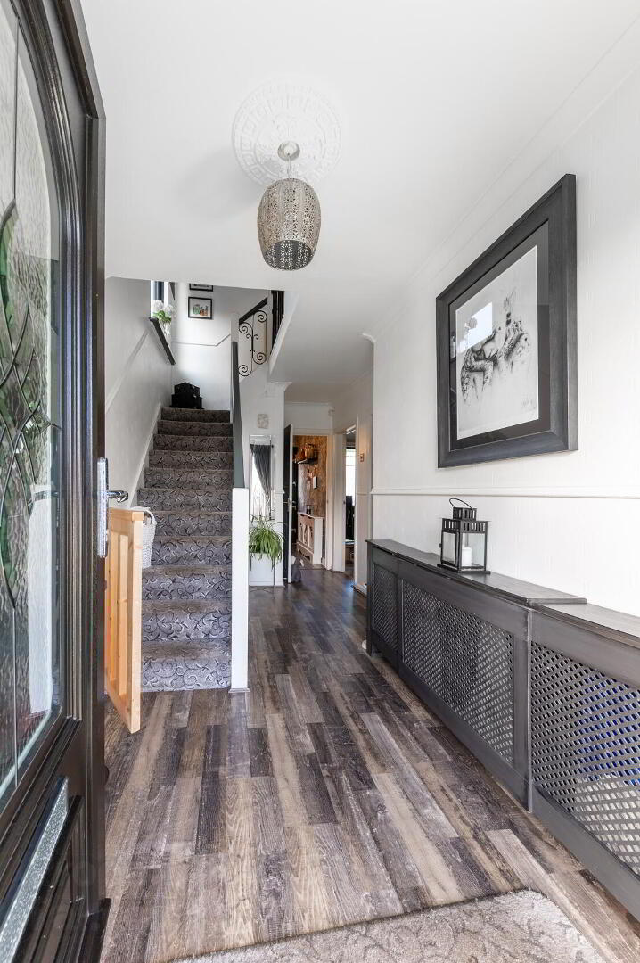 9 Westway Crescent 6 of 25
